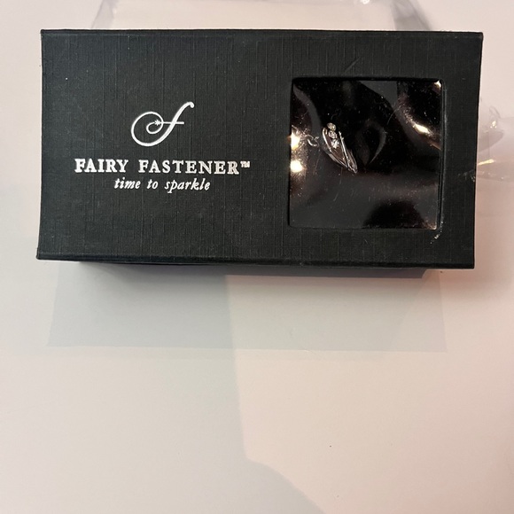 Jewelry - Fairy Fastener Silver tone jewelry fastening tool NIB
